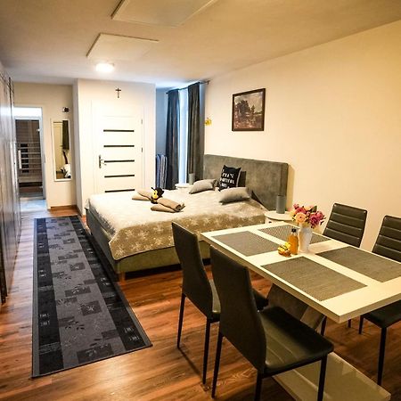 Honey Apartment Lendava Ngoại thất bức ảnh