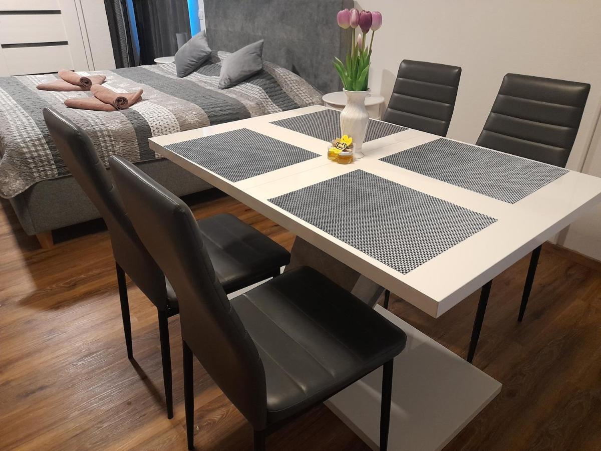 Honey Apartment Lendava Ngoại thất bức ảnh