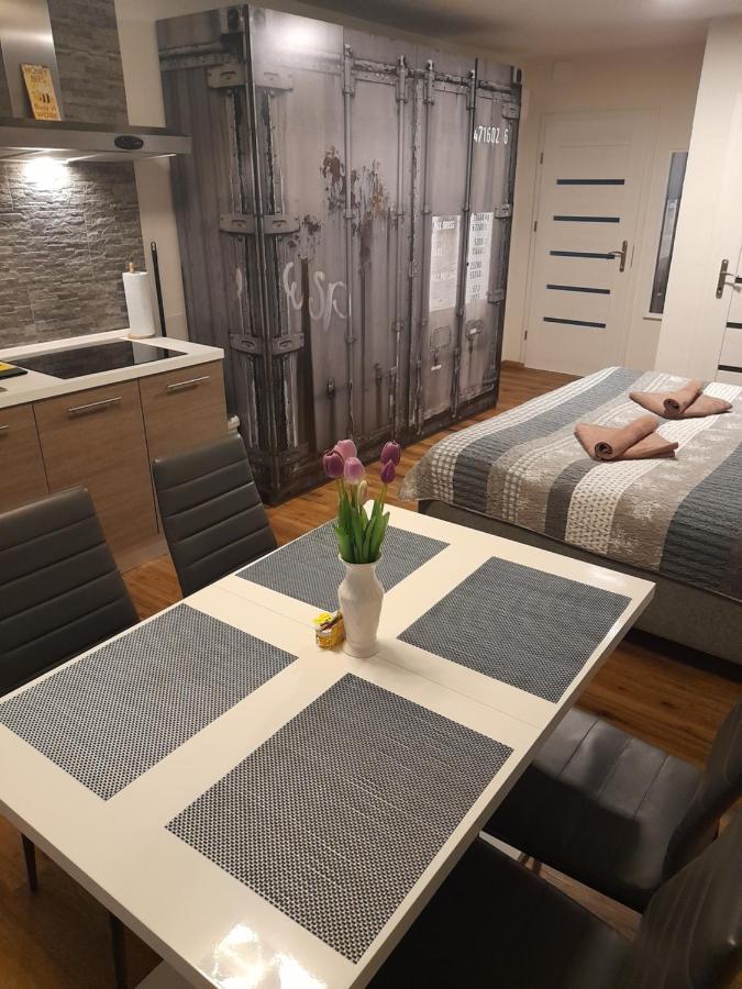 Honey Apartment Lendava Ngoại thất bức ảnh